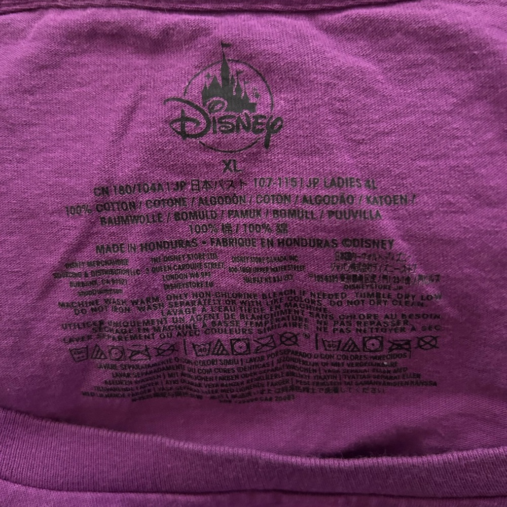 Disney Store Women’s XL The Lion King Purple Tee Mufasa Simba - Picture 3 of 3